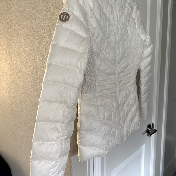 Bernardo Packable alpine white Puffer Jacket waterproof coat small NWOT new - Picture 4 of 4